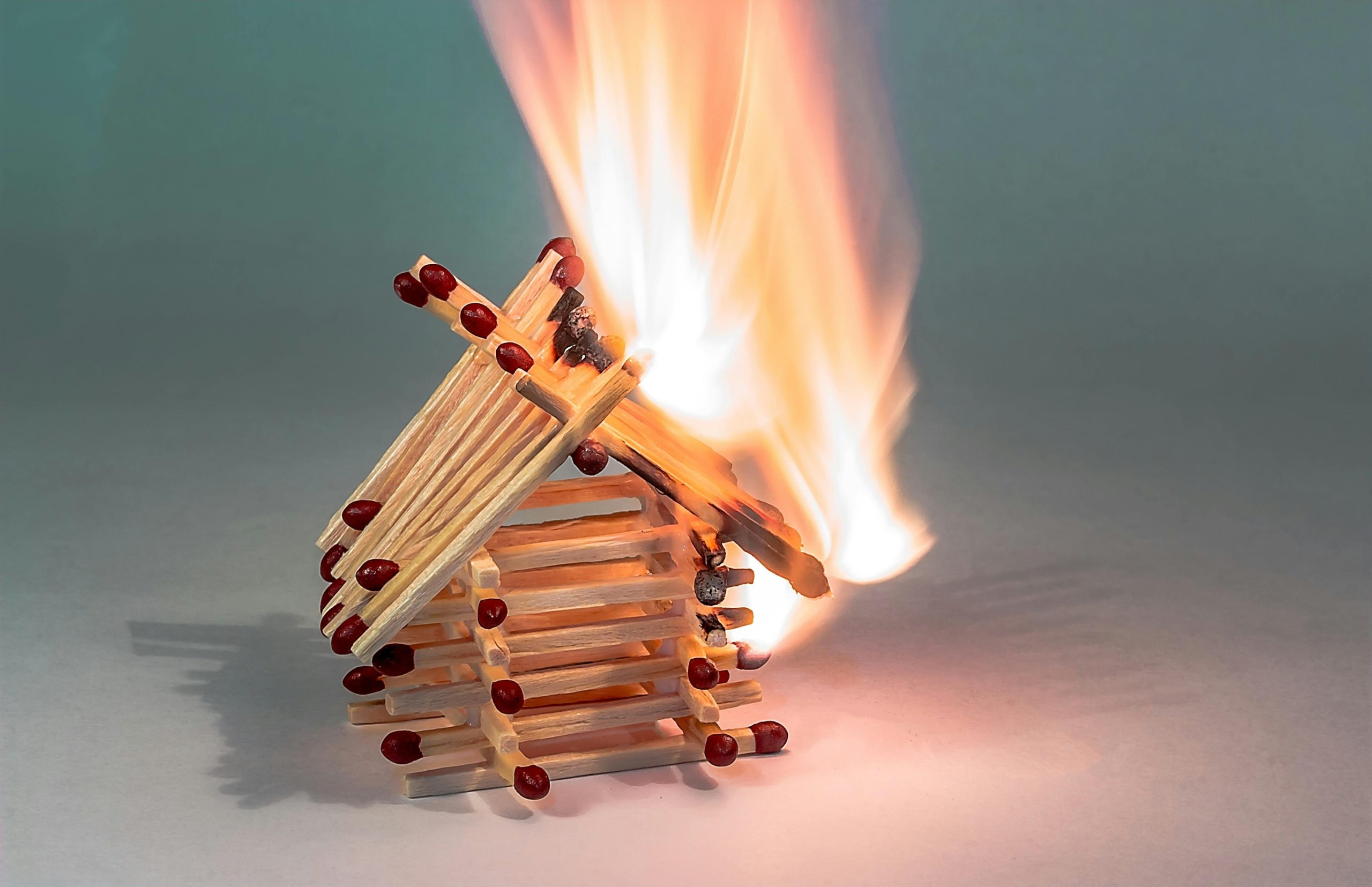 Brandursachen & Brandschutz im Haushalt: So schützen Sie Ihr Zuhause