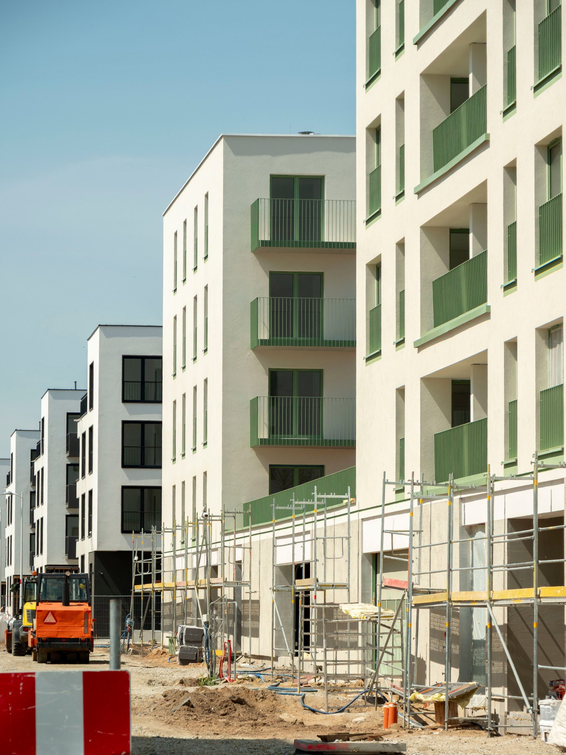 Renovieren oder Sanieren? Der Ratgeber für Immobilienbesitzer nach einem Schaden